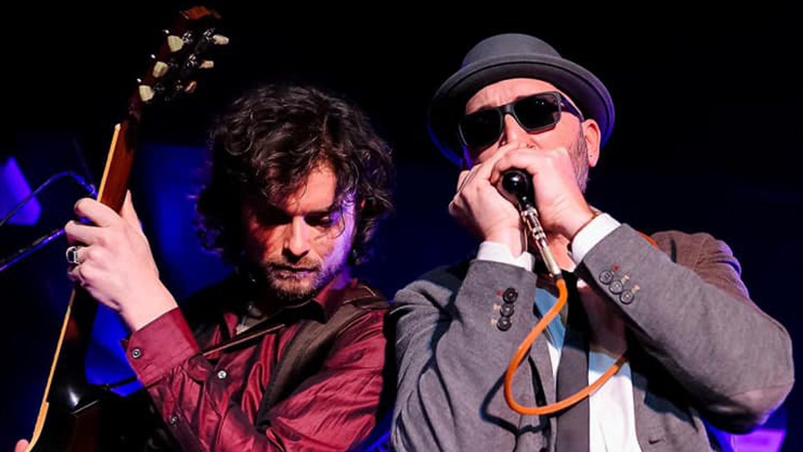 Marco Cinelli and Danny del Toro performing live, channeling deep Mississippi Delta blues with guitar and harmonica. Book now via Originaria Events for an unforgettable Event. Marco Cinelli: Guitar. Danny Del Toro: Harmonica.