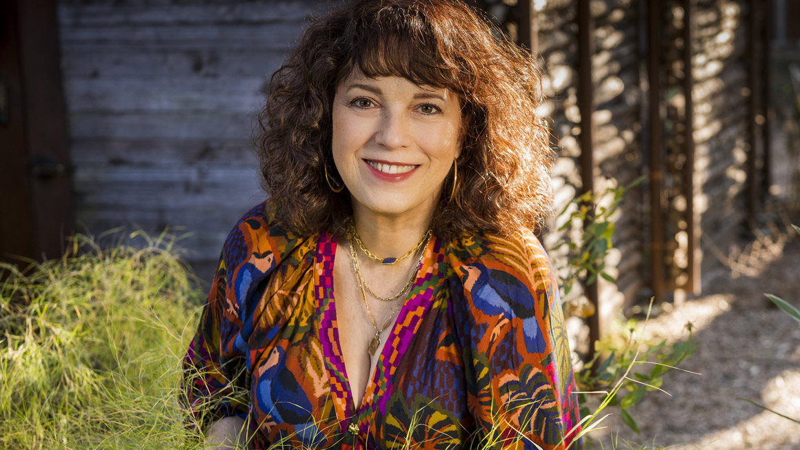 Estrella Acosta & Paulinho Paes – a duo blending Cuban and Brazilian sounds with bolero, bossa nova, samba, and son. Book now via Originaria Events.